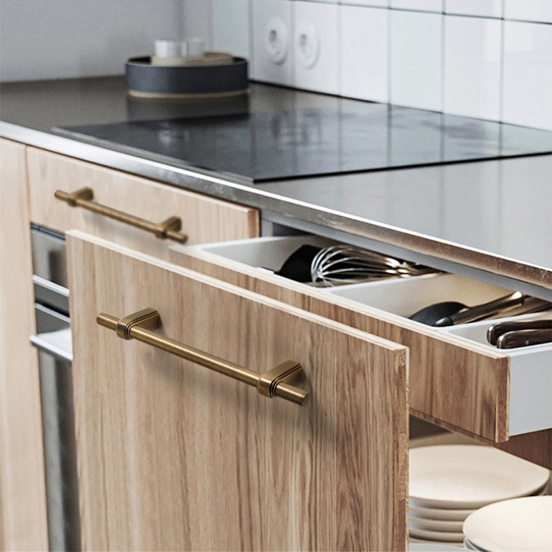 Furniture And Kitchen Hardware Fitting - مقابض نحاسية عتيقة للأثاث، مقابض برونزية
