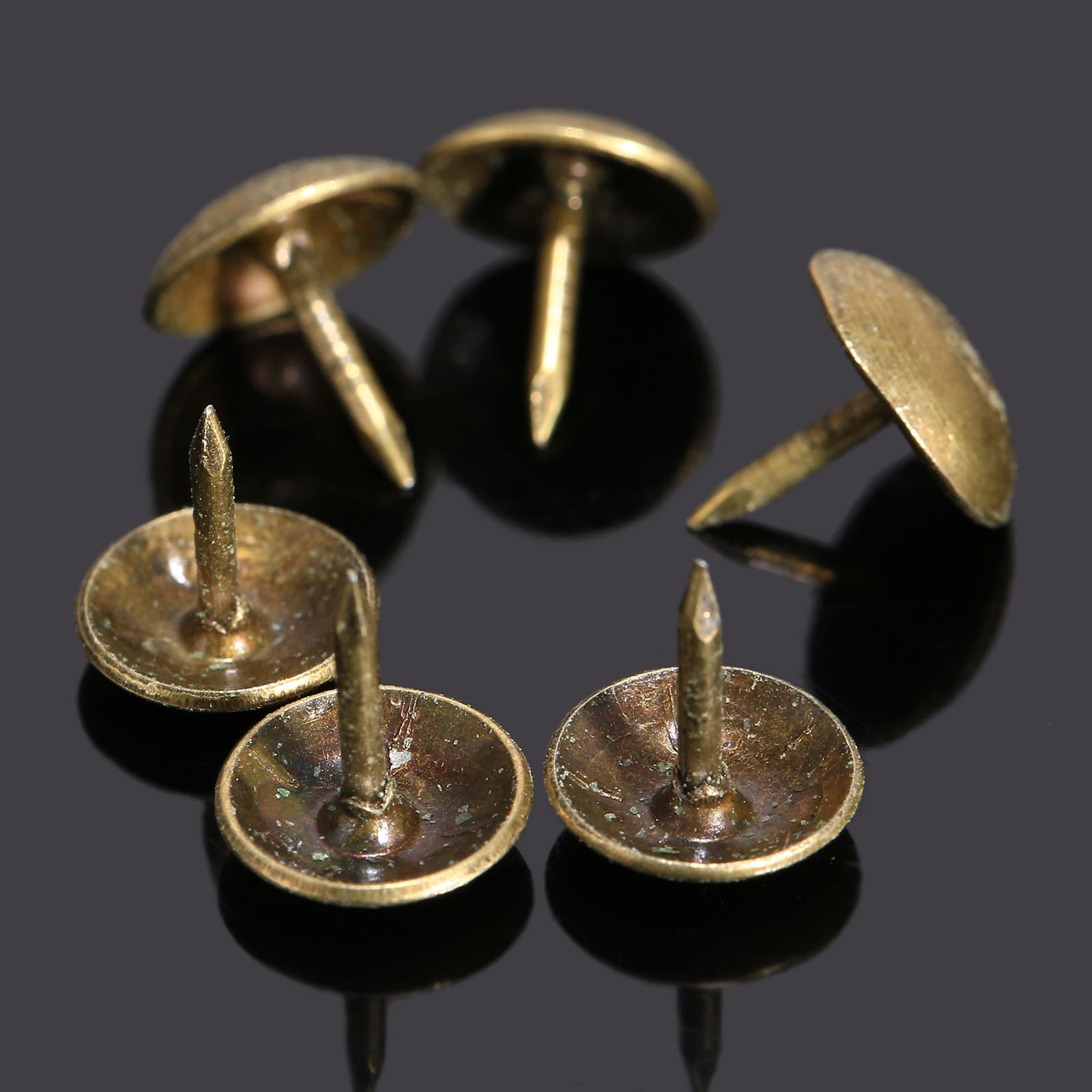 100 قطعة من مسامير تنجيد الأرا - مراجعة Furniture Upholstery Hardware وسعره